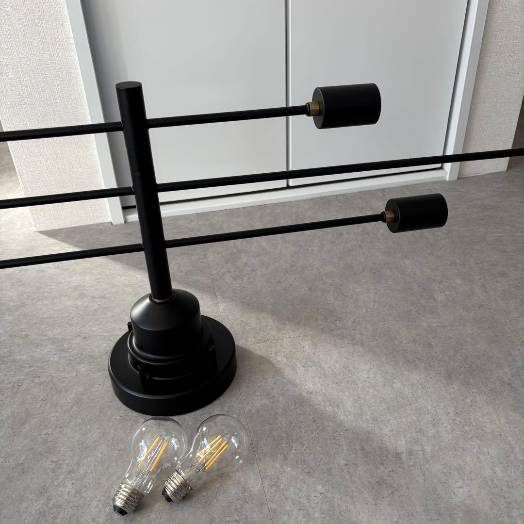 【最終値下げ】インターフォルム アストル シーリングライト 電球2コセット