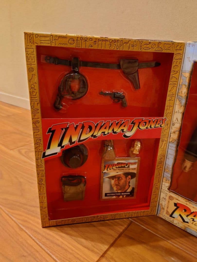 限定フィギュア　トイズマッコイ　インディジョーンズ