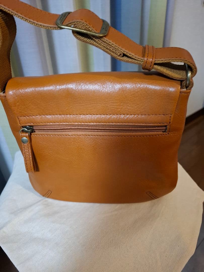 riiharu★未使用★Dakota　ダコタ　牛革　ショルダーバッグ　新作