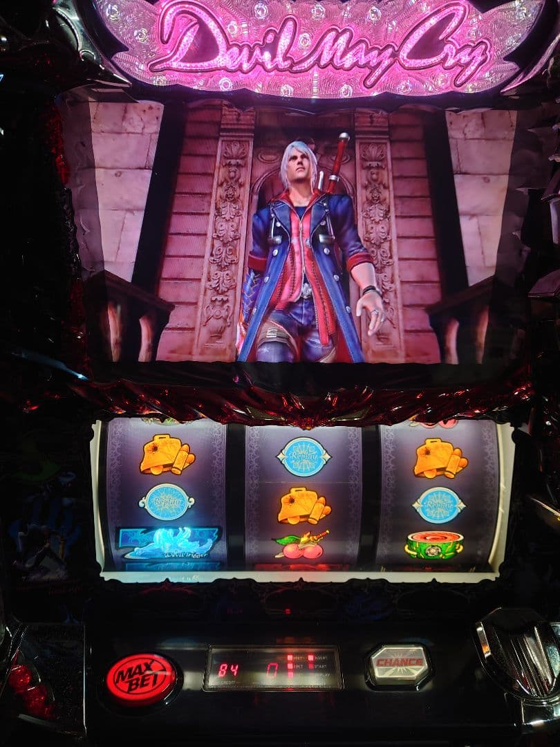 ゆとり　パチスロ　実機　デビルメイクライ