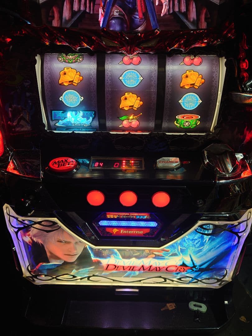 ゆとり　パチスロ　実機　デビルメイクライ