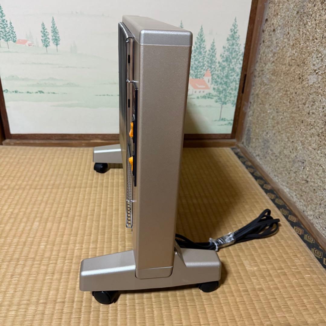 ほぼ未使用✨サンルミエ キュート 遠赤外線 暖房器 E800LS パネルヒーター