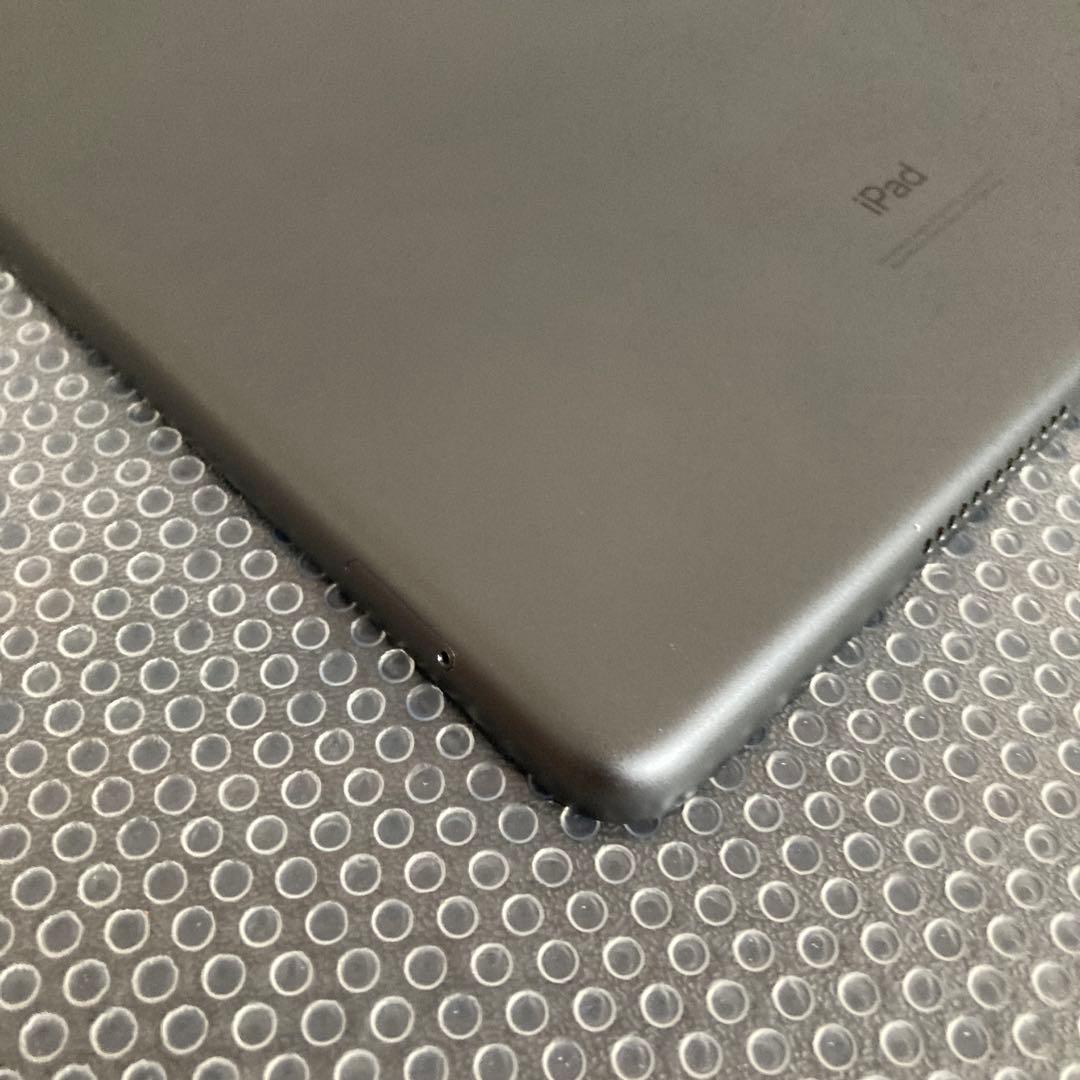 3583【早い者勝ち】iPad8 第8世代 32GB SIMフリー☆