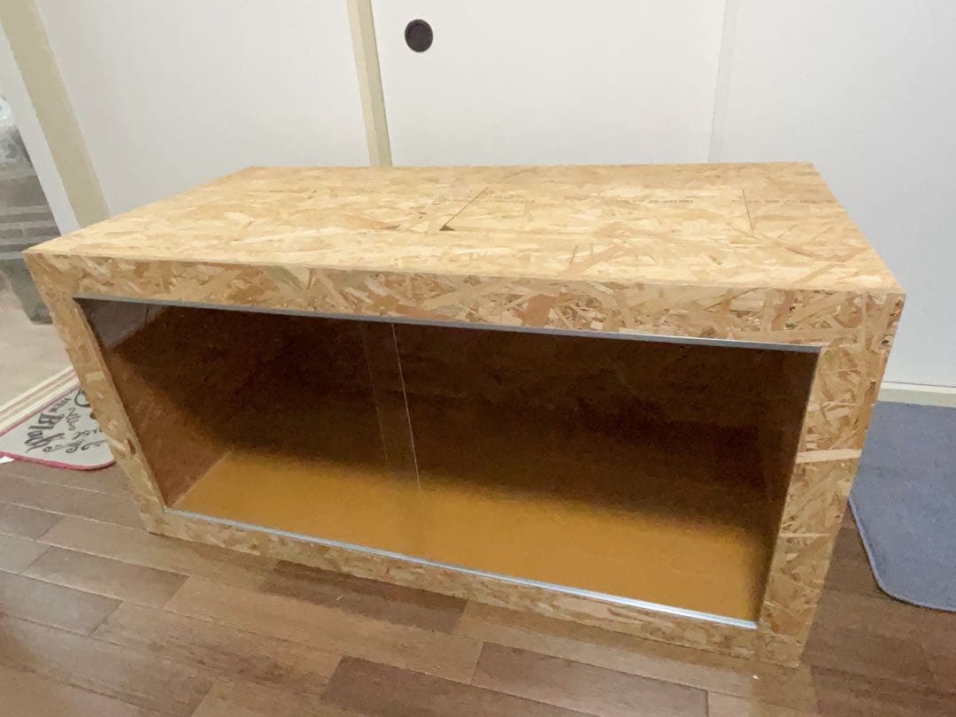 OSBボード製 爬虫類飼育ケース 120cm*60cm*60cm 大阪府取引可能