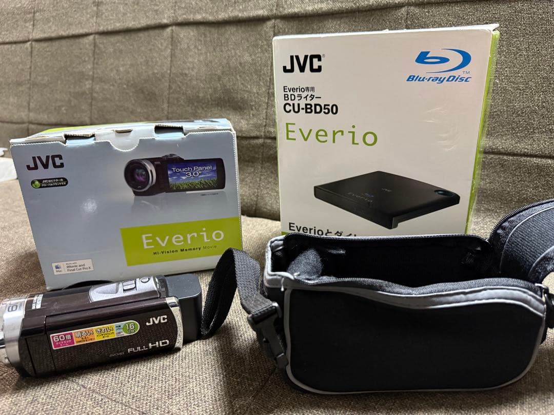 JVC GZ-E345-T & BDライター CU-BD50 & 予備バッテリー