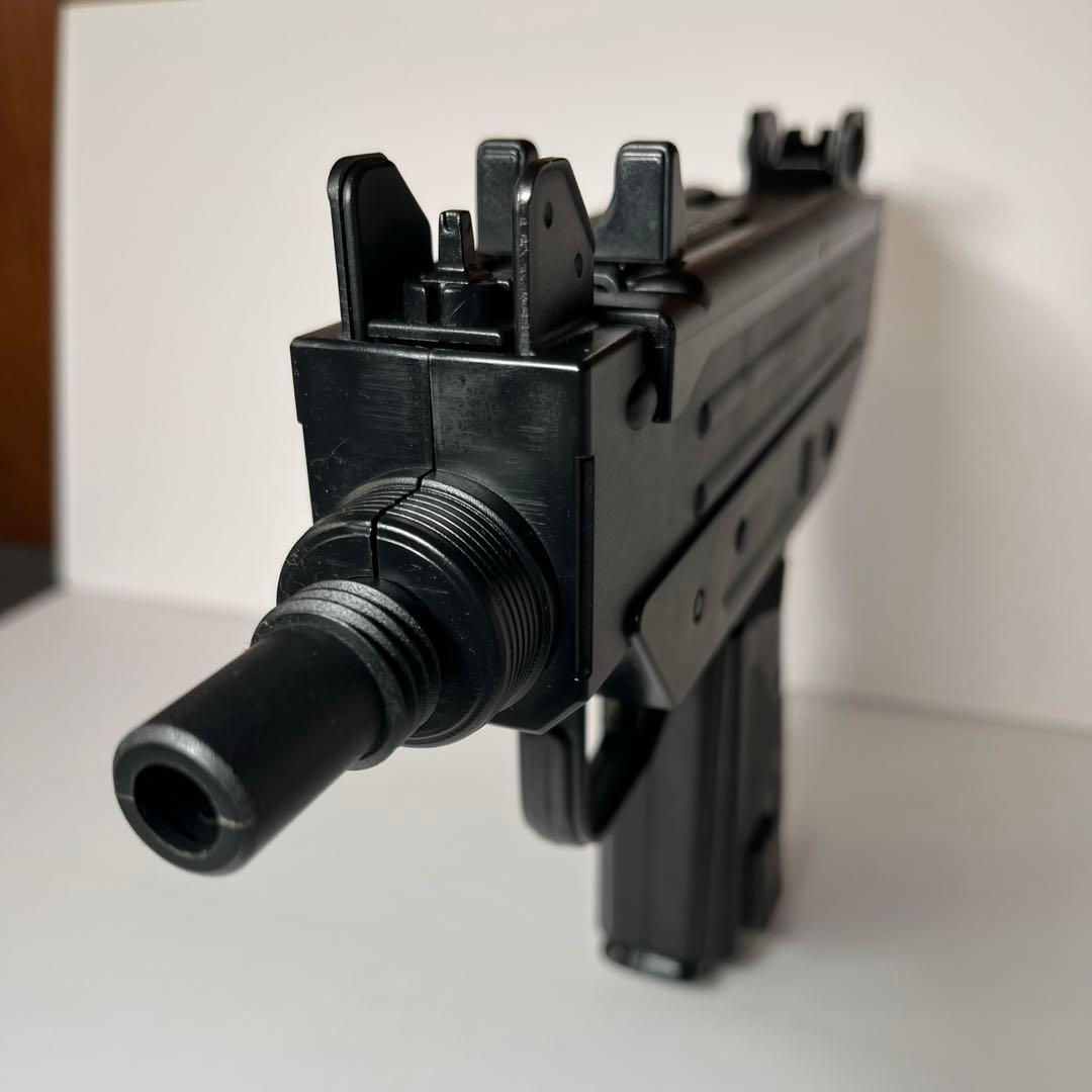 UZIフルオート ピストル マルゼンガスガン