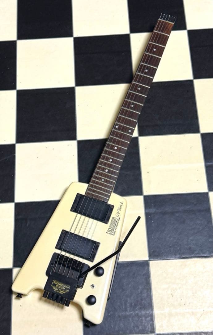 hohner g2 t ヘッドレスギター　ホワイト