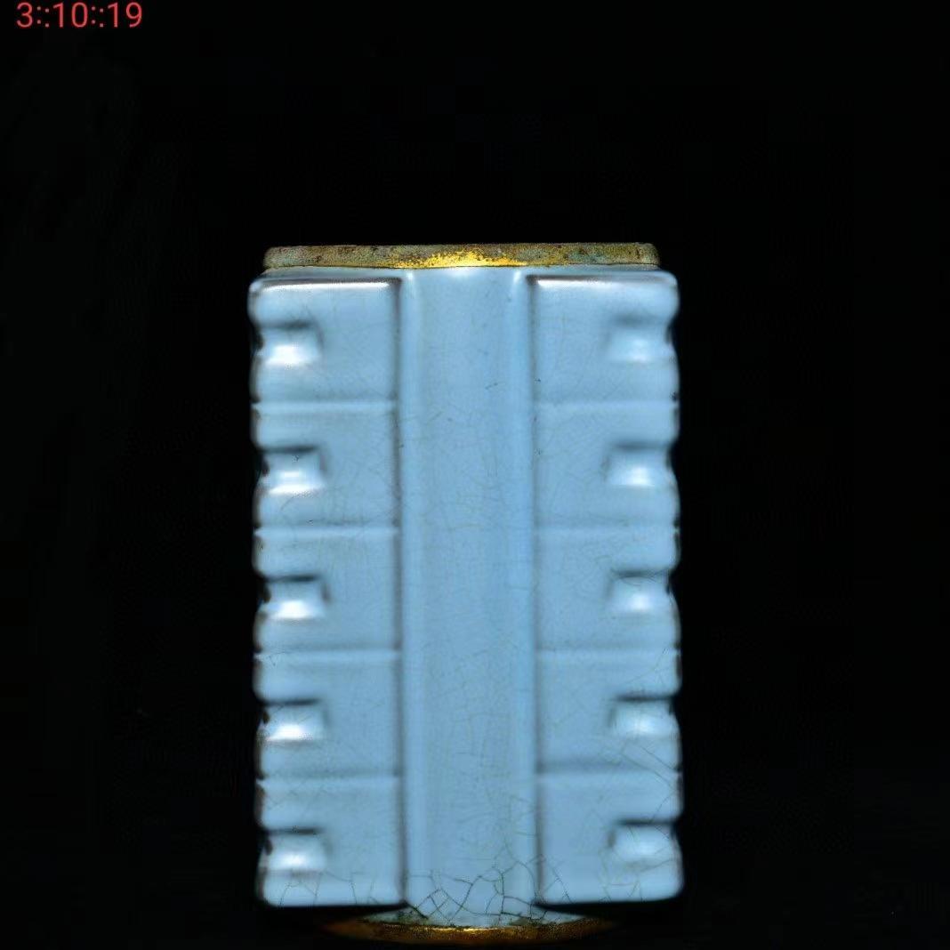 中国古美術・旧蔵の琮式瓶、御題が嵌め込まれた陶磁器・11x19cm・置物・文房具