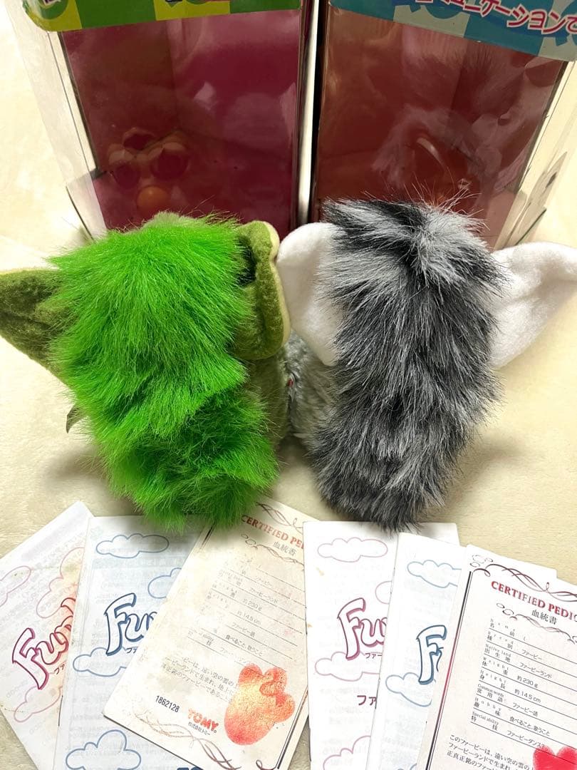 ファービー　初代　グレー　グリーン