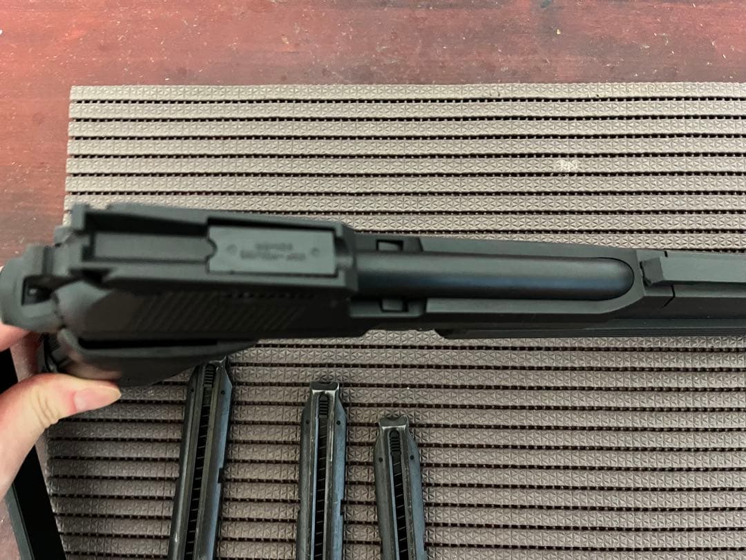 カ*ン様 東京マルイM93R改 オート9 電動ハンドガン バッテリー付き