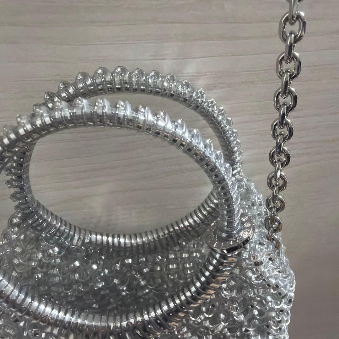 アンテプリマミニラウンドショルダーバッグシルバー