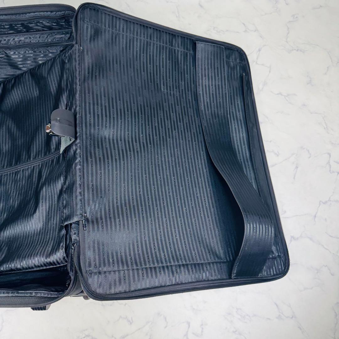 巨大 希少】 TUMI キャリーケース スーツケース キャスター 拡張可能 大型