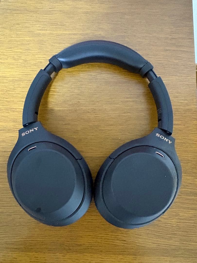 ソニー　ワイヤレスノイズキャンセリングステレオヘッドホン WH-1000XM5