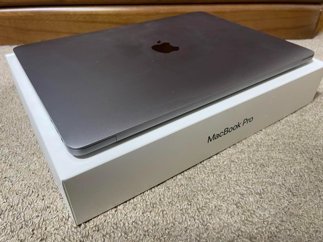 MacBook Pro (13インチ, 2017, ポート×4, US配列)