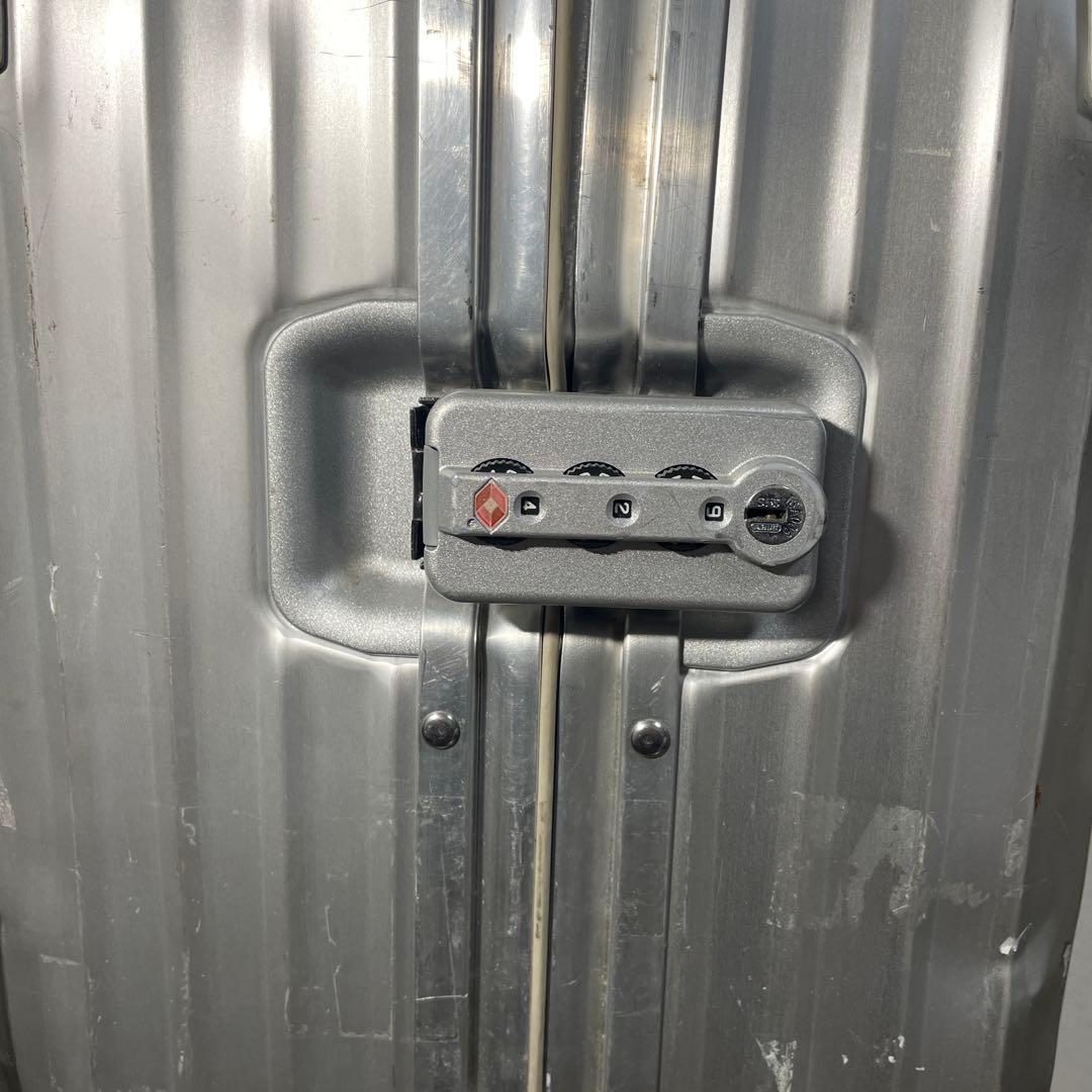 A*k様 RIMOWA シルバー大型キャリーケース