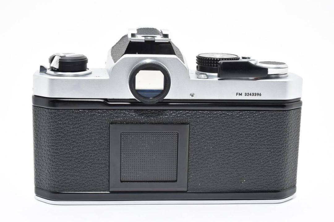 ニコン　Nikon FM シルバー ボディ ≪露出計OK 電池交換済≫ 1818