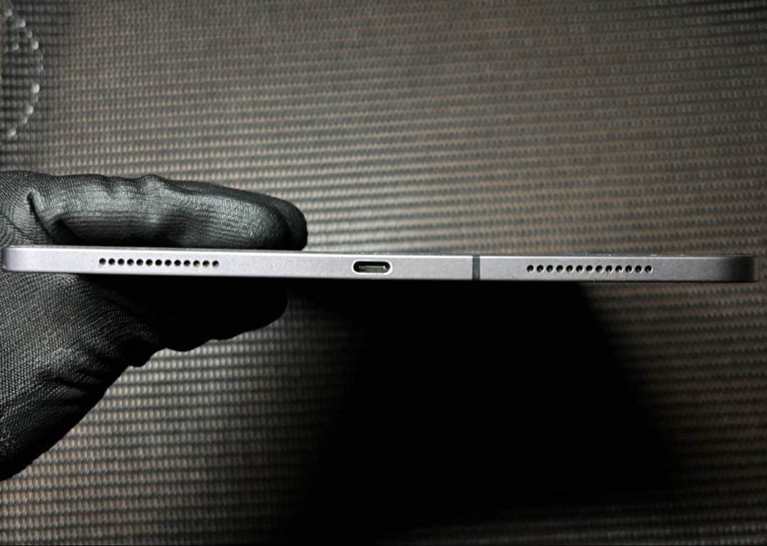 超美品　Apple iPad Pro 11インチ　128GB