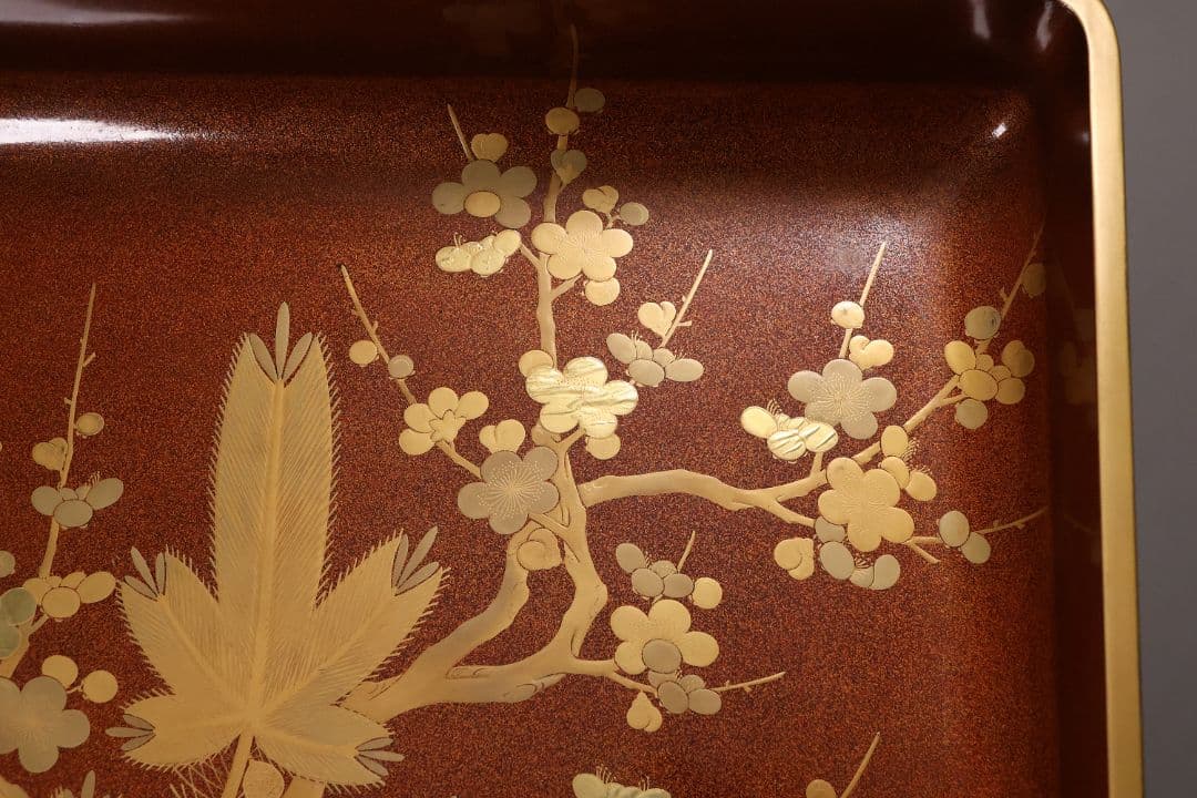 【MA797】時代木製漆器 梨子地 松梅・桔梗唐草 金蒔絵 呉服蓋 広蓋 広盆