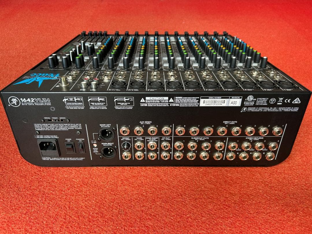 MACKIE（マッキー） 1642VLZ4　アナログミキサー