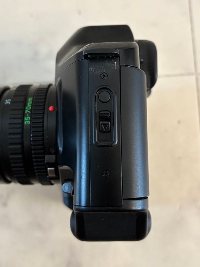 Canon キヤノン T90 フィルムカメラ　ボディ レンズ付き 35-70mm