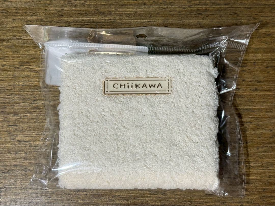 台湾限定ちいかわ　うさぎ財布