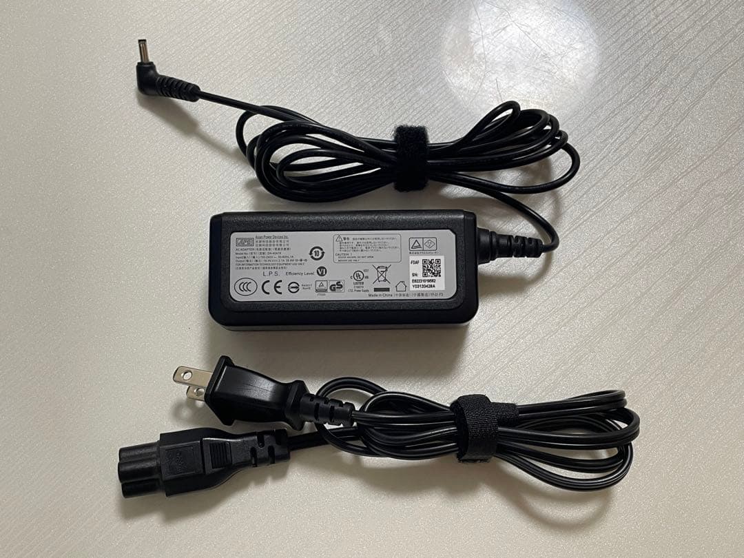 その他ノートPC本体 mouse E10-VL