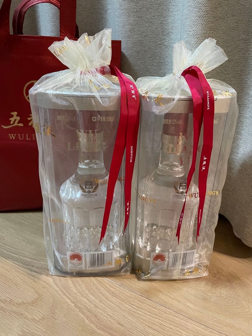 中国酒　高級白酒五粮液 500ml 52度　2023年製ギフト用　2本セット