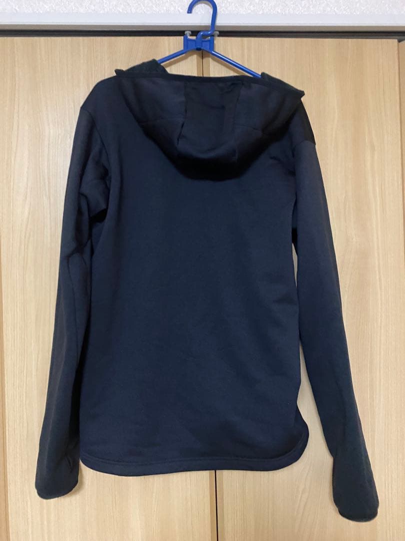 yUuki様FCRB ブリストル　ジップアップジャケット　パーカー　ロゴ