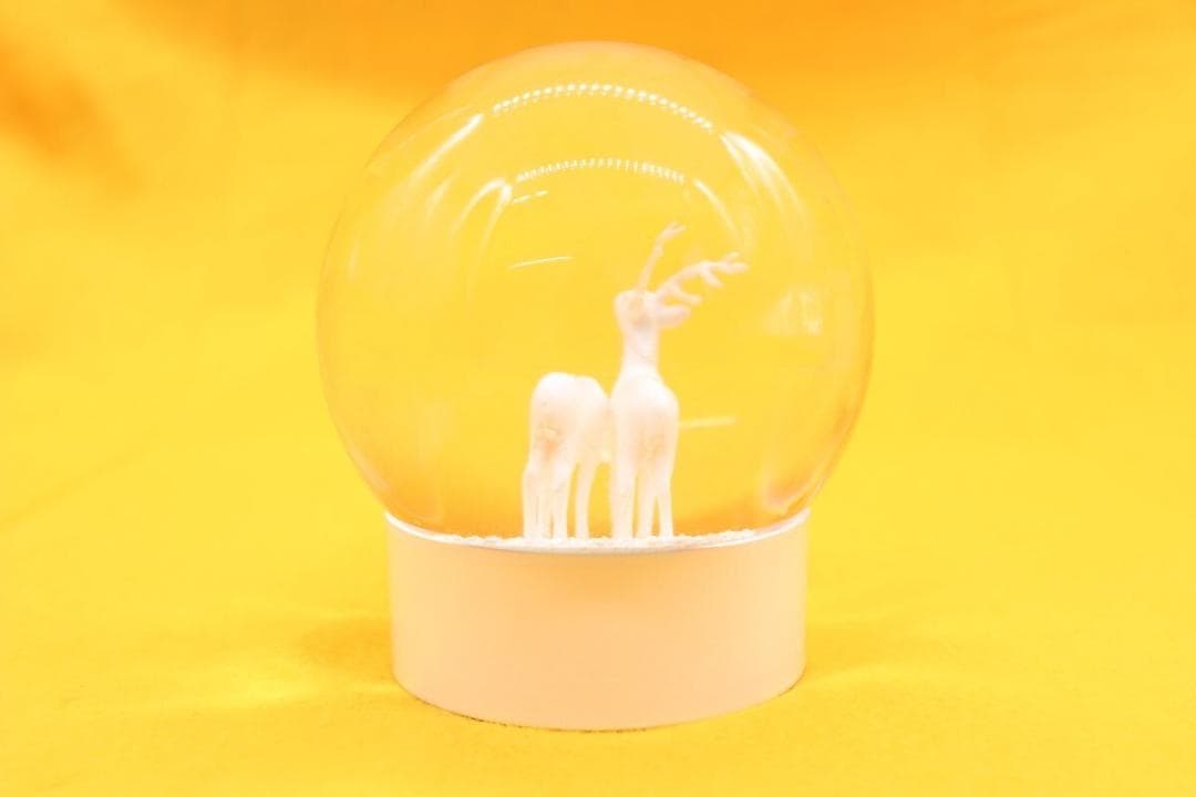 シャネル スノードーム オブジェ ノベルティ トナカイ 鹿 ホワイト ゴールド