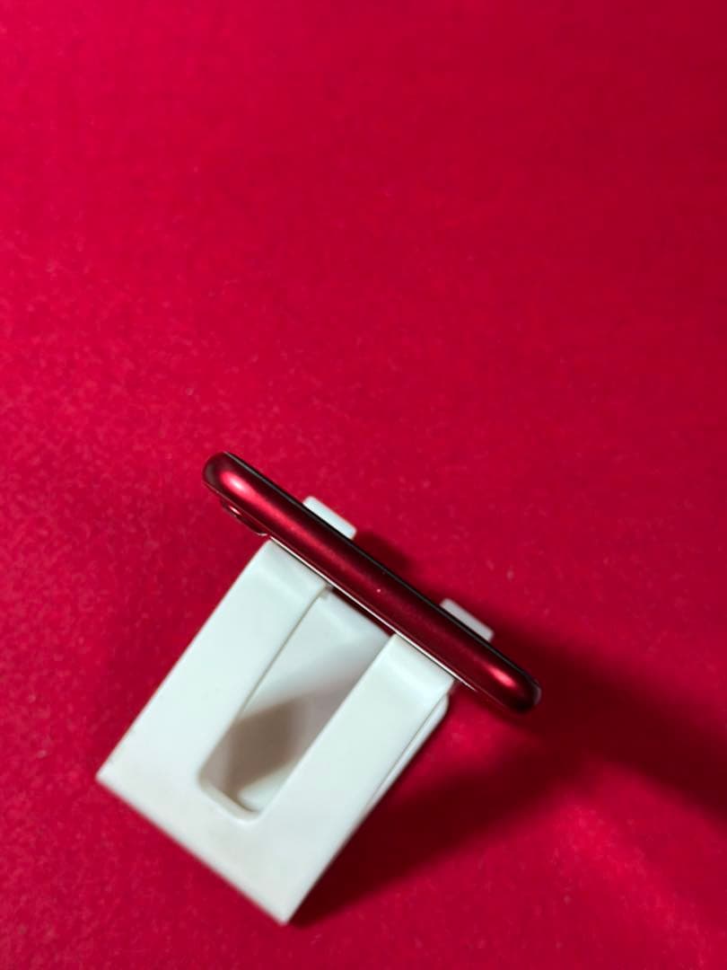 【7109】iPhone SE3第3世代レッド 128GB simフリー