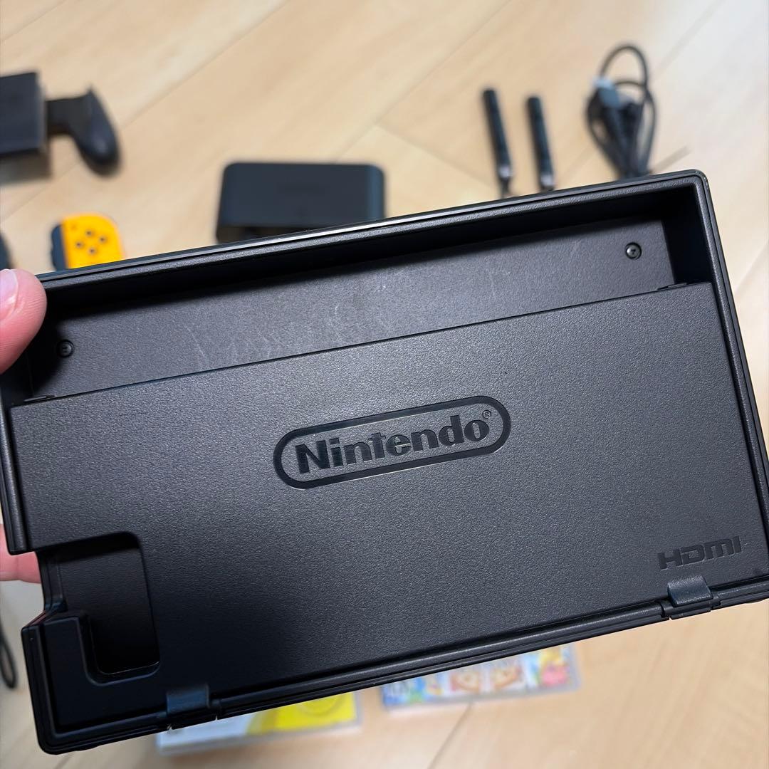 Nintendo Switch 本体 + Joy-Con + ゲーム2本
