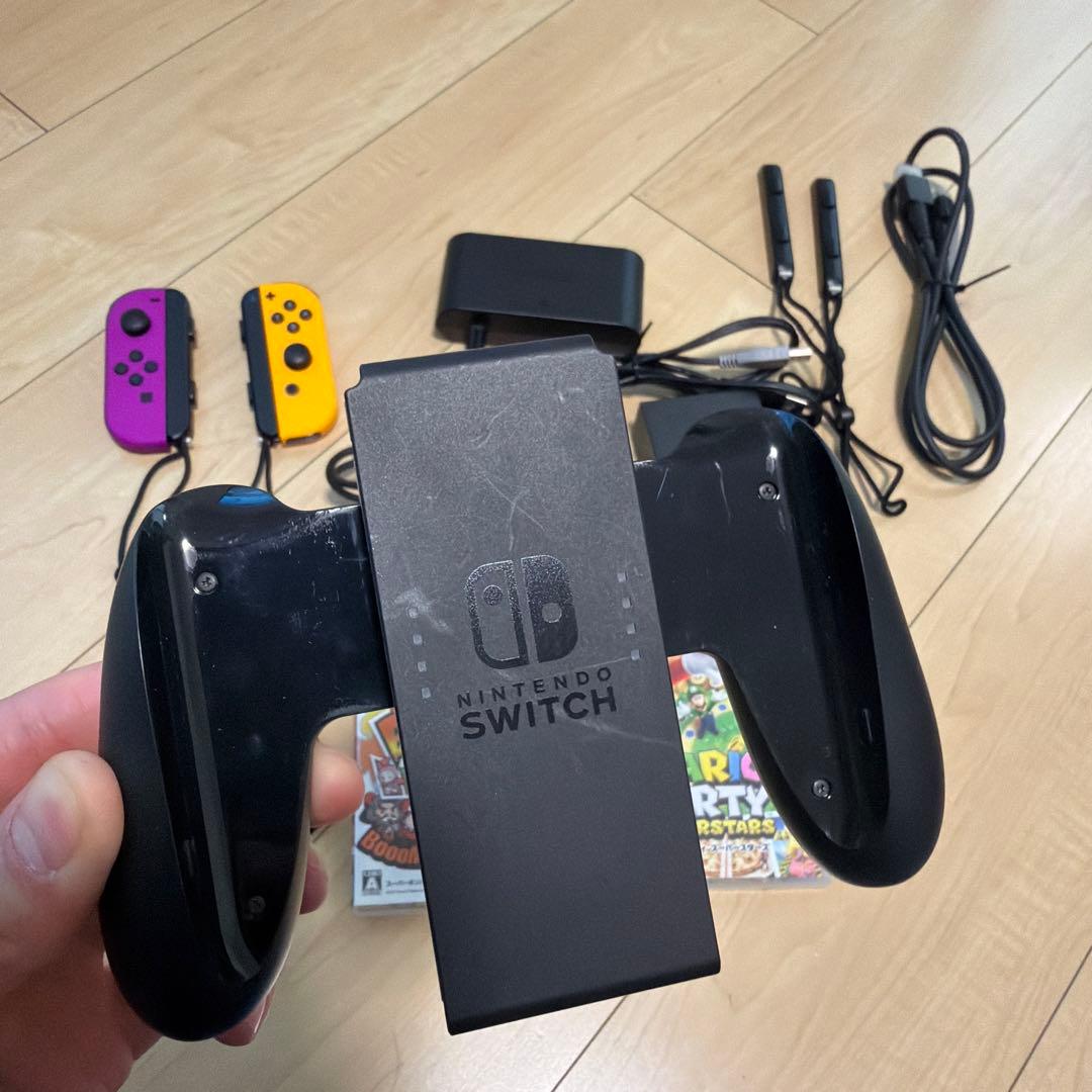 Nintendo Switch 本体 + Joy-Con + ゲーム2本