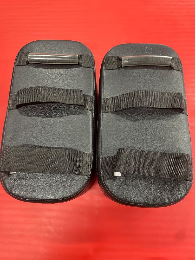 美品　ウイニング　キックミット