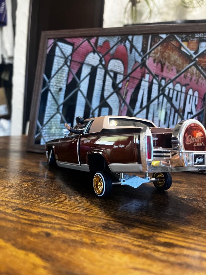 ア*プ様 1/24キャデラック カスタム品