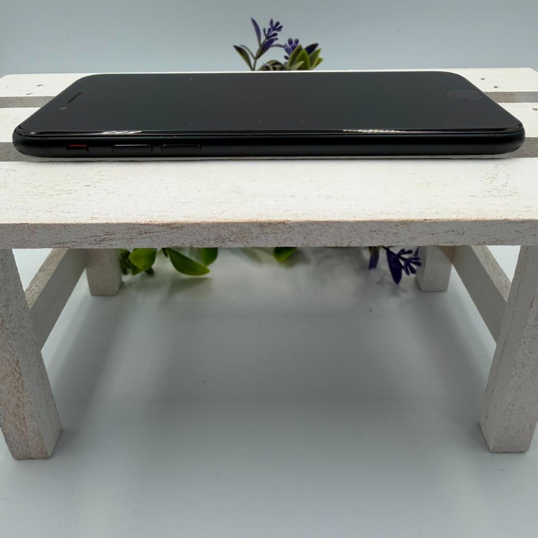 【美品】iPhone SE第3世代 64GB ミッドナイト 337