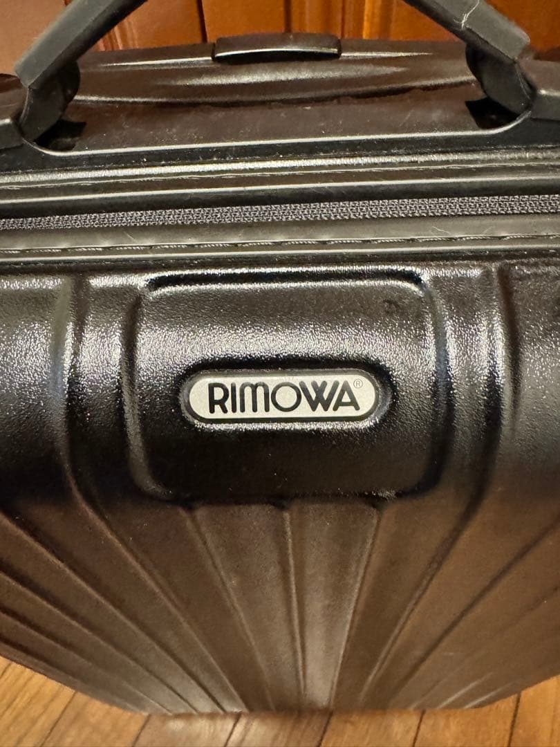 リモワ サルサ rimowa スーツケース
