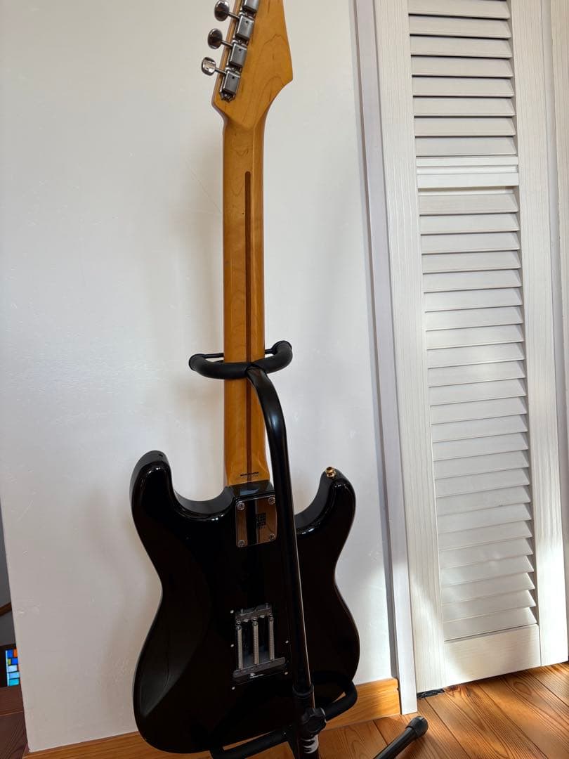 fender ストラトキャスター　右用　レフティ　ジミヘン　SUGIZO 黒