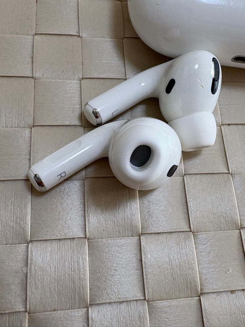 再値下！両耳 AirPods Pro 2 プリントあり