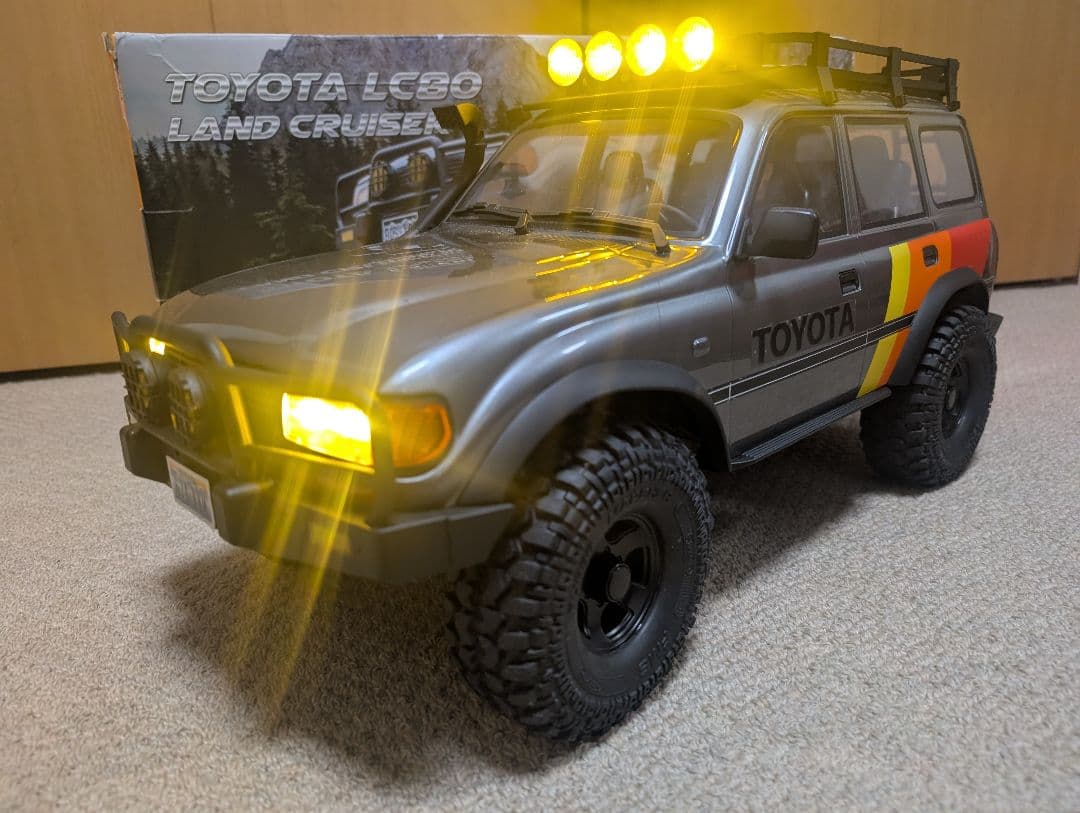ホビーラジコン FMS 1:10 FCX10 TOYOTA LC80 LAND CRUISER