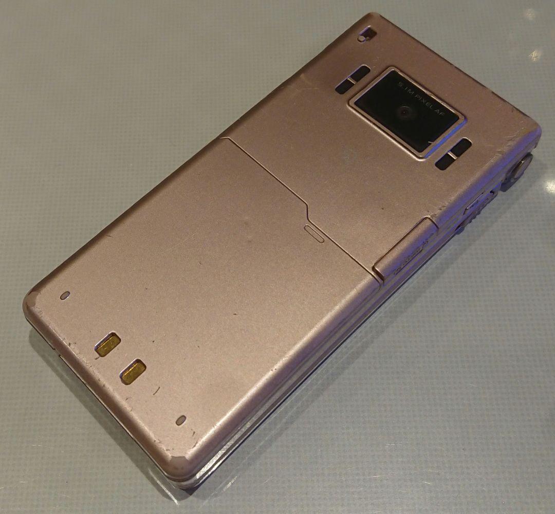 美品 ドコモ P906i PINK ピンク ガラケー ガンダム ゲーム 携帯