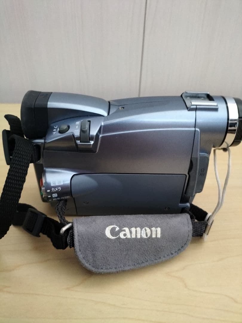 Canon　デジタルビデオカメラ　FV400