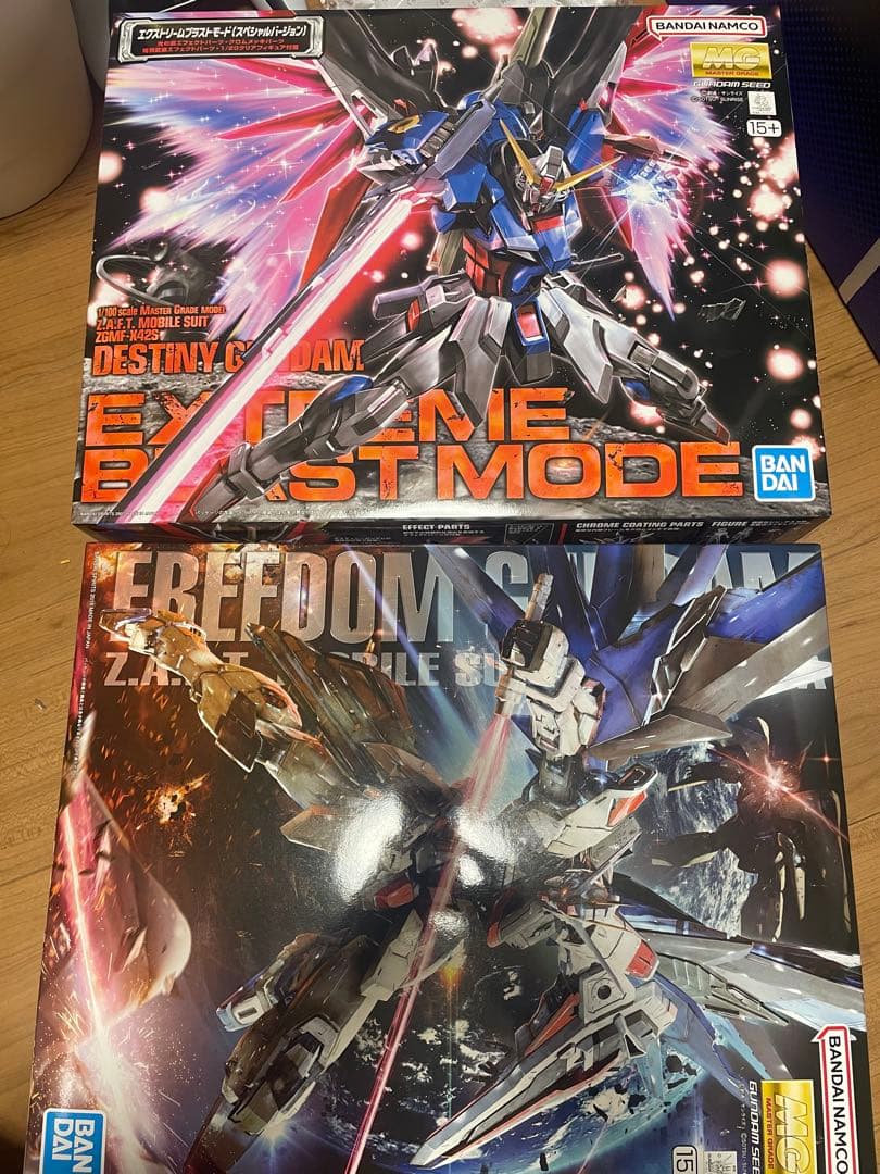 ロボット DESTINY EXTREME BUSTMODE & FREEDOM 2.0