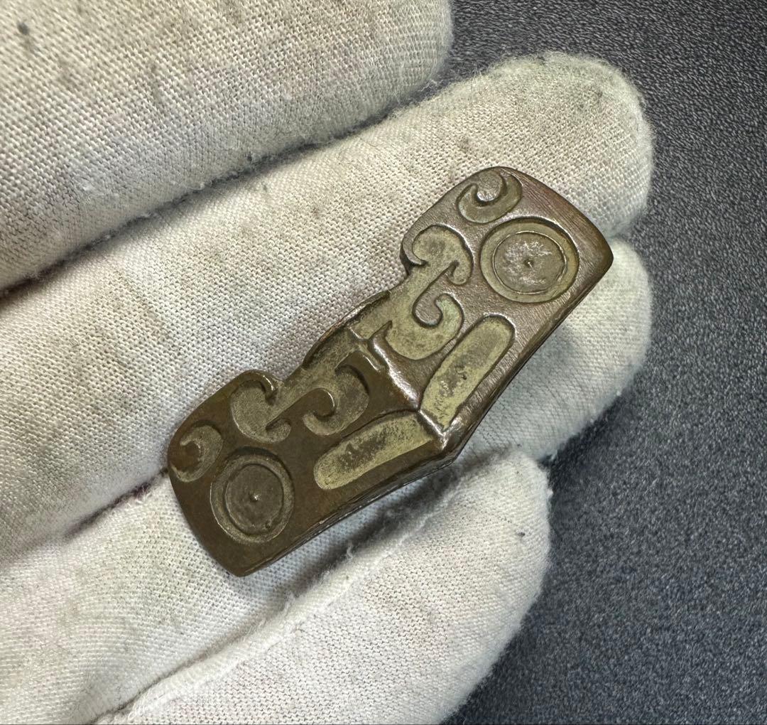 鍔　銅地　細工　鍔　刀剣美術　武道具骨董品 中国古美術 詳細不明