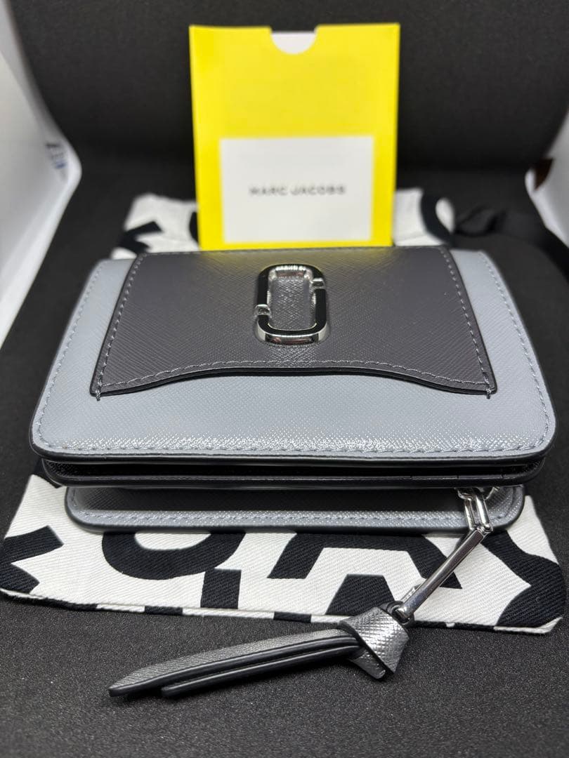 グレマーク ジェイコブス（MARC JACOBS）