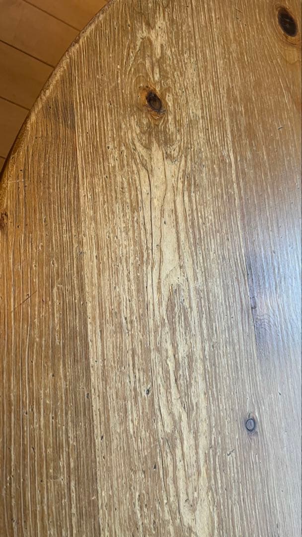 アクタス　F1テーブル　直径126㌢