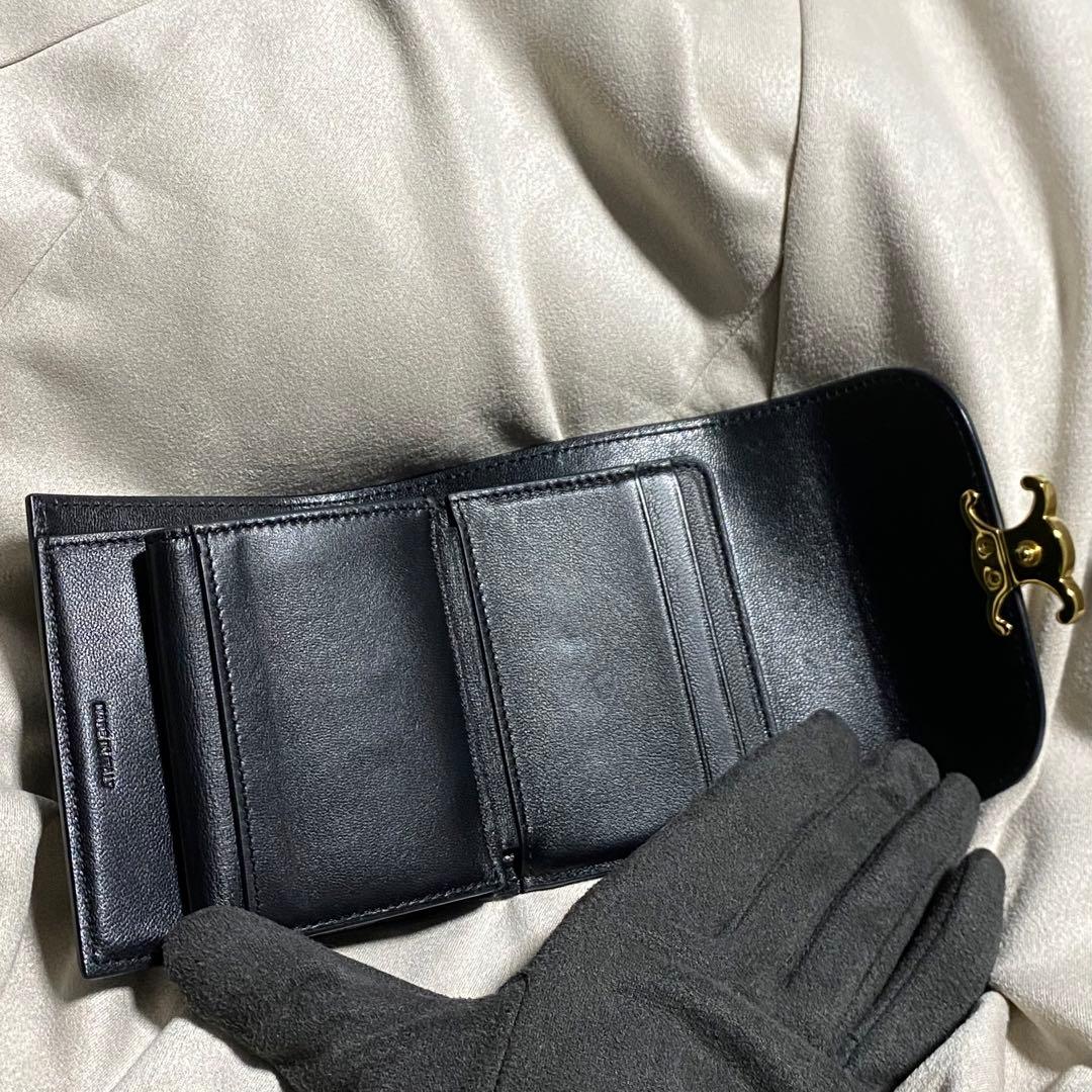 CELINE スモールフラップウォレット トリオンフ