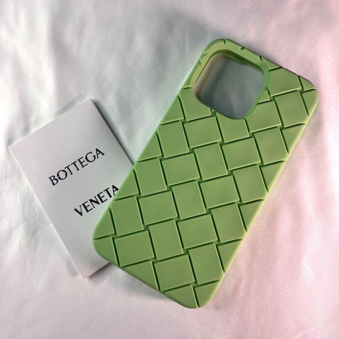 ［新品］BOTTEGA VENETA iPhone13/13Proケース