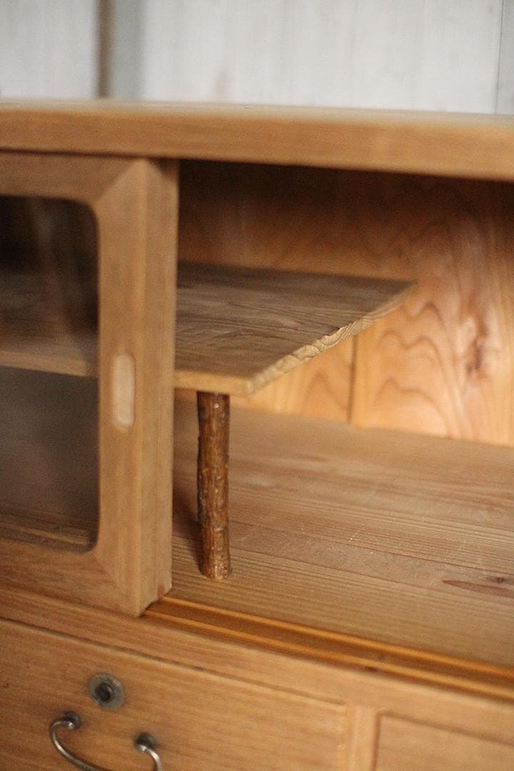 古いガラス戸棚×木製小引き出し3杯　ローチェスト　食器棚　古家具