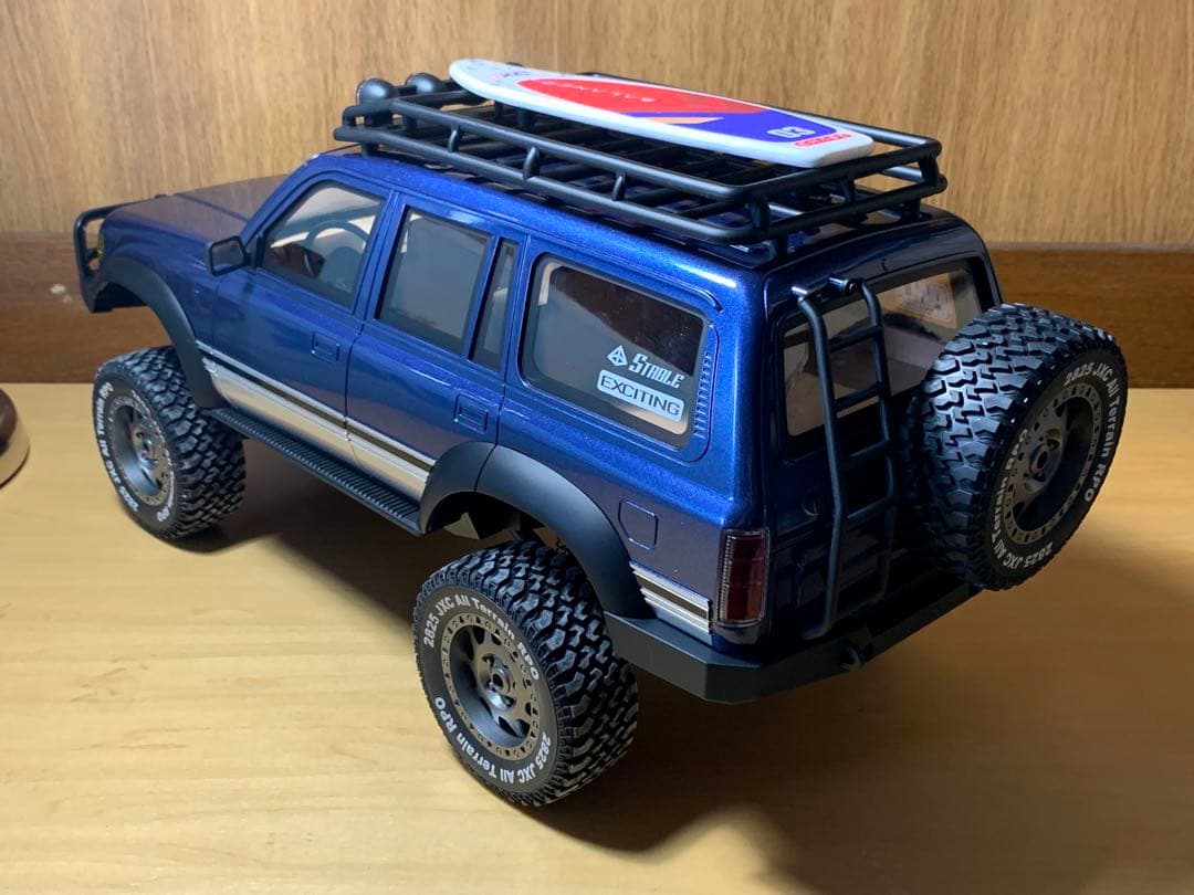 くらくら【新製品】トヨタ LC80 ラジコンカー 1/12スケール