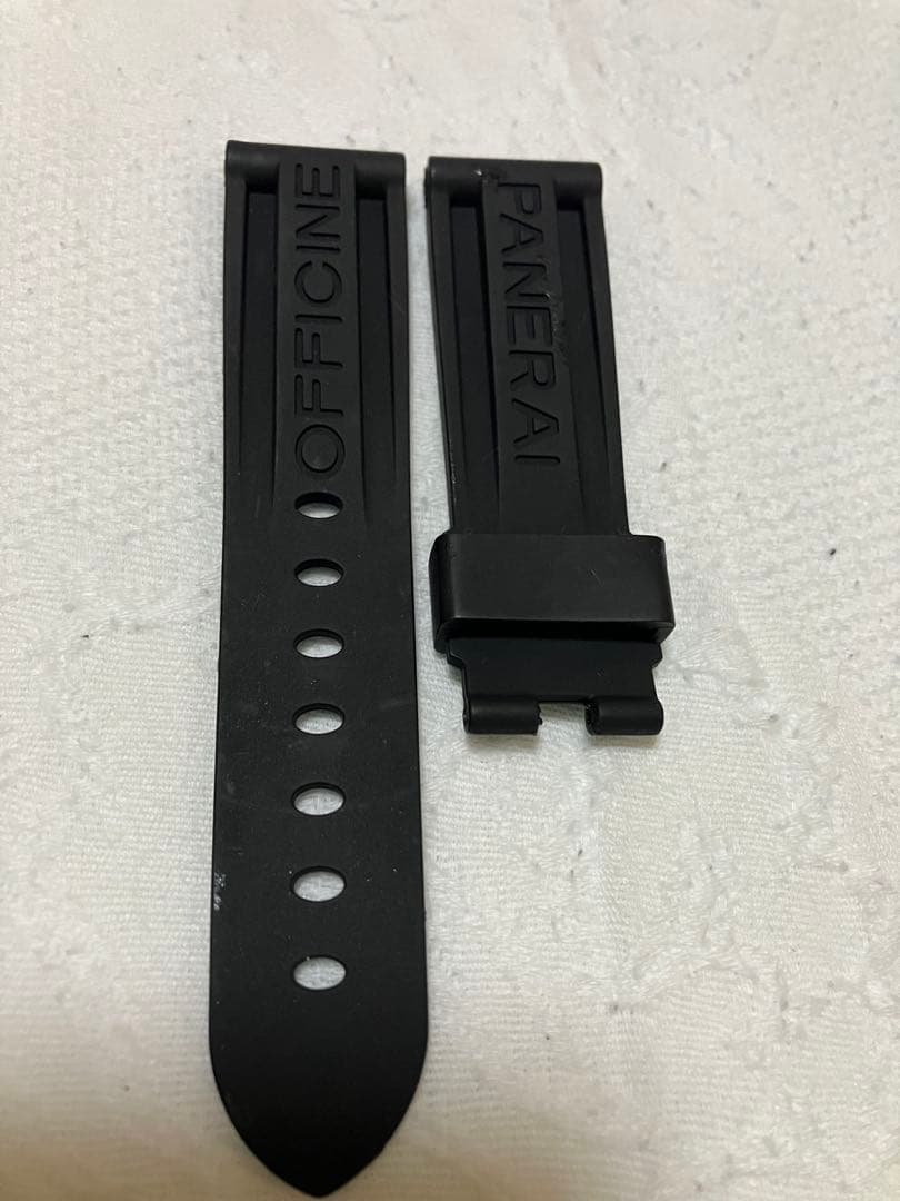 パネライOFFICINE PANERAI純正ラバーベルト 22mm未使用ブラック